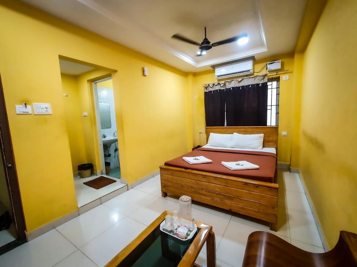 Le Hotel Host Tiruchirappalli Ngoại thất bức ảnh