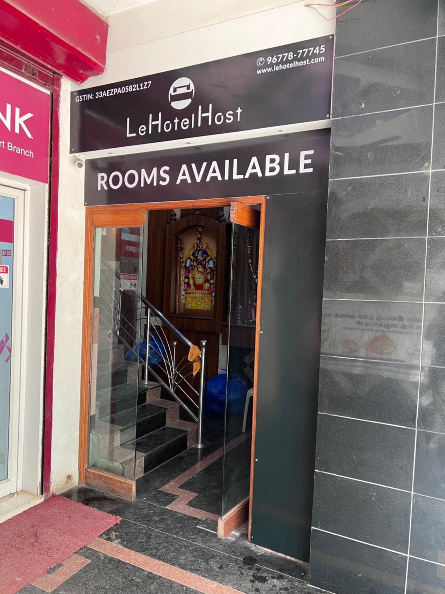 Le Hotel Host Tiruchirappalli Ngoại thất bức ảnh
